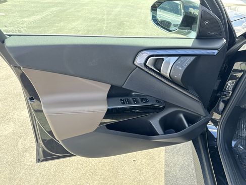 New 2026 BMW X3 xDrive30 w/ Premium Package image 13