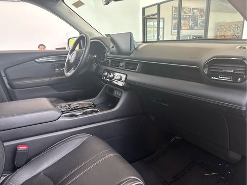 Used 2023 Honda Pilot Elite image 19