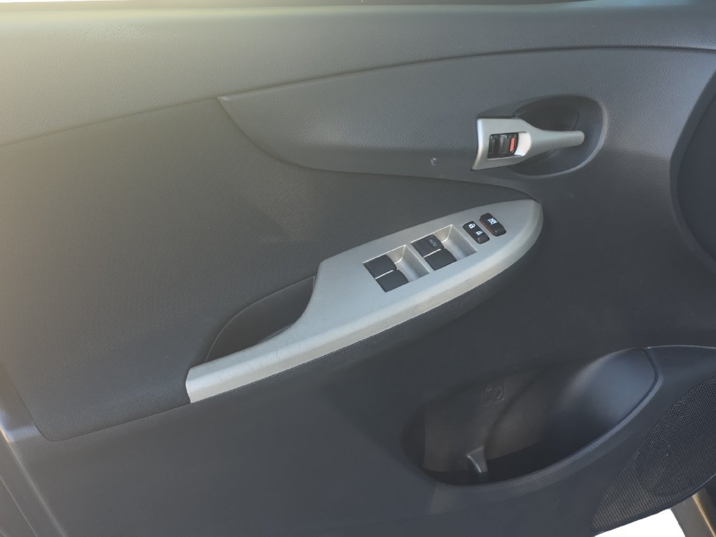 Used 2011 Toyota Corolla S FWD image 10
