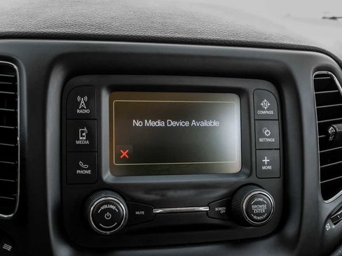 Used 2018 Jeep Compass Latitude w/ Cold Weather Group image 27