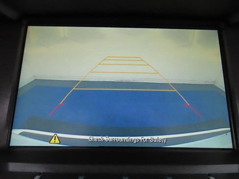 Used 2017 GMC Terrain SLE w/ Nightfall Package image 23