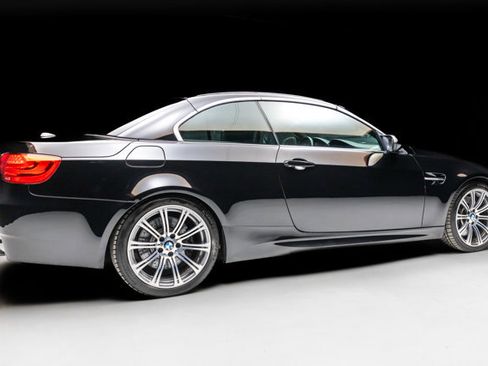 Used 2013 BMW M3 Convertible image 4