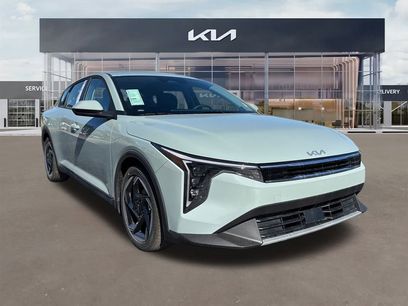 New 2025 Kia K4 EX