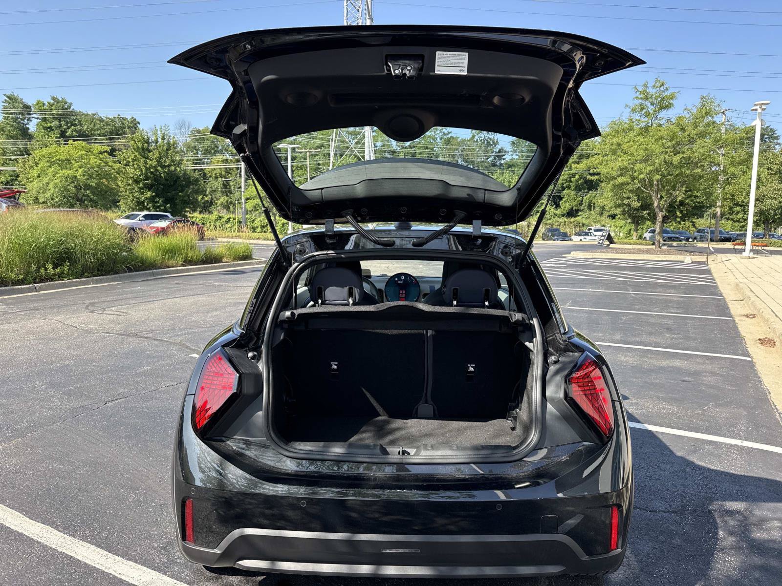 Used 2025 MINI Cooper S FWD image 9