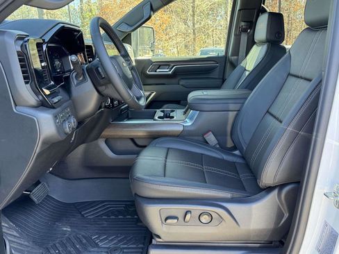 New 2026 Chevrolet Silverado 2500 High Country w/ High Country Premium Package AWD/4WD image 19