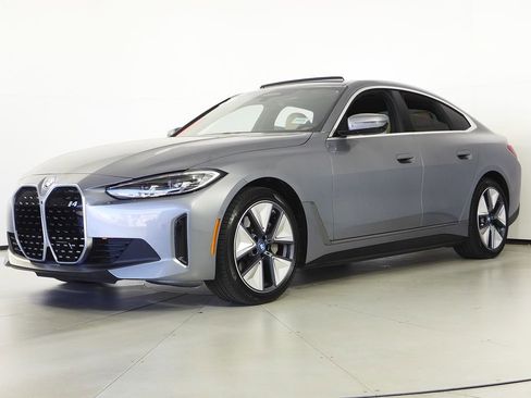 Used 2024 BMW i4 eDrive35 w/ Premium Package RWD image 2