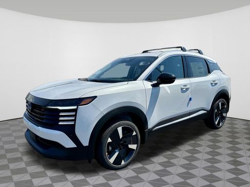 New 2026 Nissan Kicks SR image 11