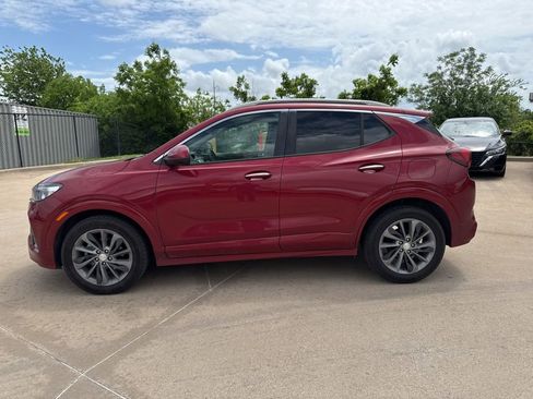 Used 2020 Buick Encore GX Select w/ Sport Touring Package image 2