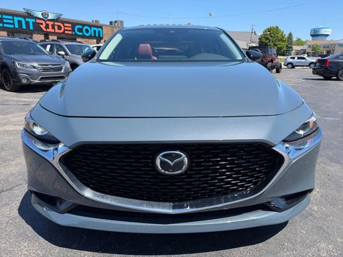 Used 2023 MAZDA MAZDA3 s FWD image 8