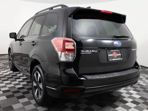 Used 2018 Subaru Forester 2.5i Limited AWD/4WD image 5