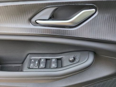 New 2025 Jeep Grand Cherokee L Laredo image 13