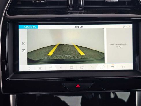 Used 2020 Jaguar XE S RWD image 26