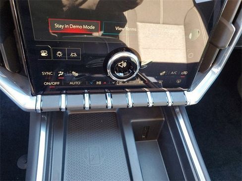 New 2026 GMC Acadia Elevation image 23