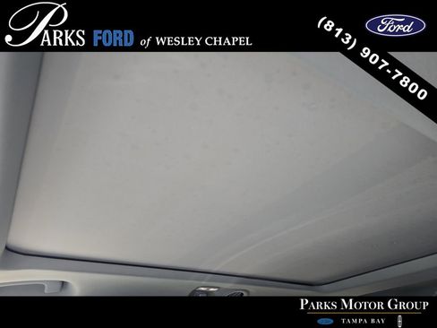 Used 2022 Ford Explorer XLT w/ Equipment Group 202A AWD/4WD image 22