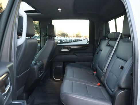 Used 2024 Chevrolet Silverado 2500 LT w/ Z71 Sport Edition image 23