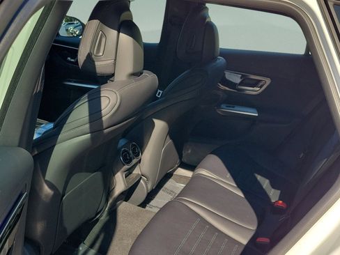 Certified 2026 Mercedes-Benz GLC 43 AMG 4MATIC image 8