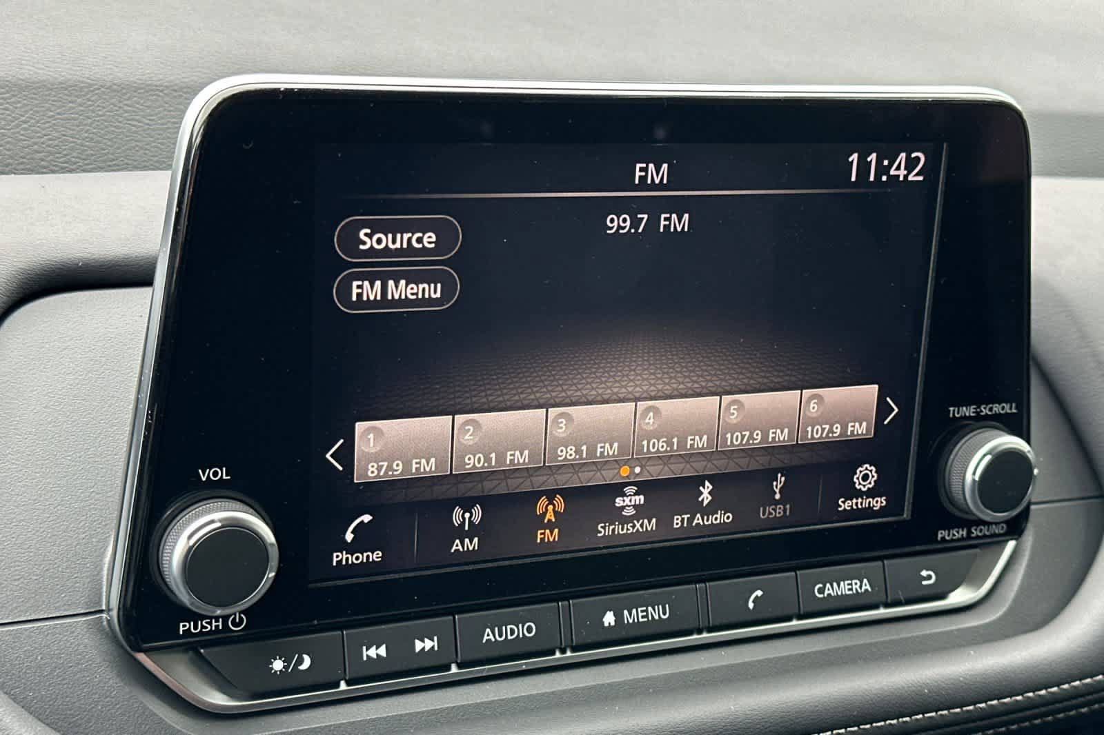 New 2026 Nissan Rogue SV AWD/4WD image 18