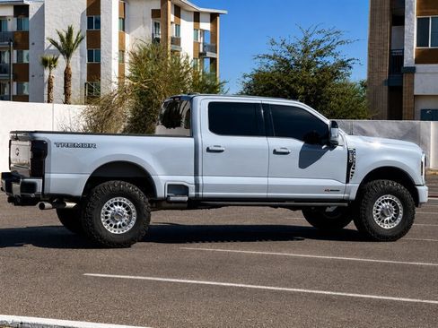 Used 2024 Ford F250 Lariat w/ Lariat Ultimate Package AWD/4WD image 3