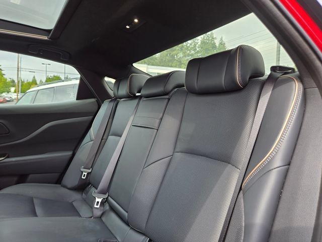 Used 2025 Toyota Crown Platinum AWD/4WD image 17