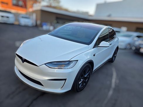 Used 2022 Tesla Model X AWD/4WD image 1