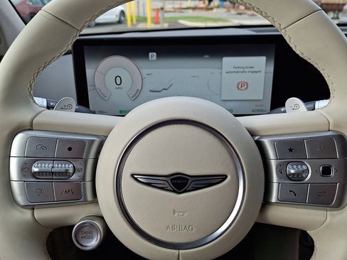 Certified 2023 Genesis GV60 Advanced AWD/4WD image 19