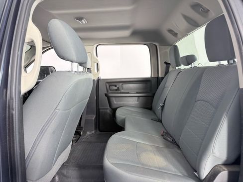 Used 2017 RAM 2500 Tradesman w/ Chrome Appearance Group image 25