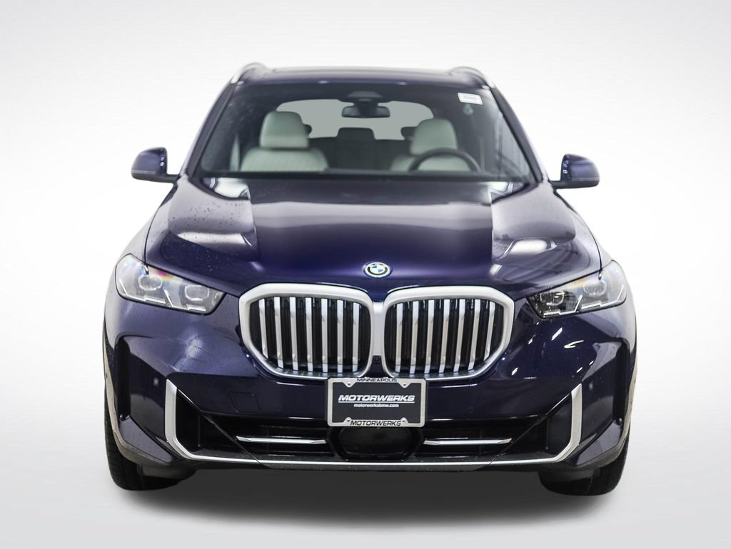 Used 2026 BMW X5 xDrive50e w/ Climate Comfort Package AWD/4WD image 8