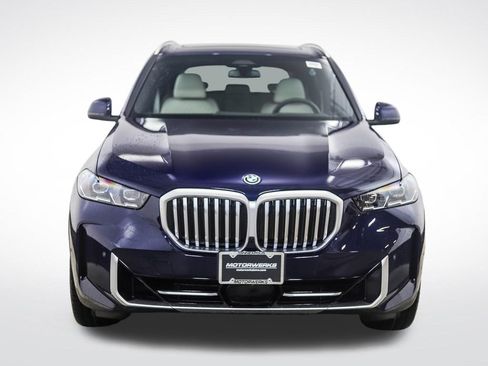 Used 2026 BMW X5 xDrive50e w/ Climate Comfort Package AWD/4WD image 8