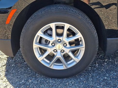 Certified 2024 Chevrolet Equinox LS w/ LS Convenience Package AWD/4WD image 32