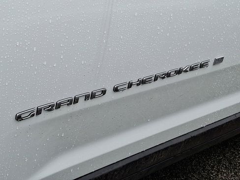 New 2026 Jeep Grand Cherokee L Limited AWD/4WD image 5