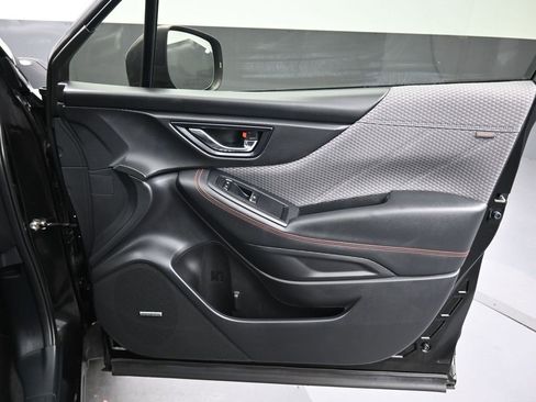 Used 2023 Subaru Forester Sport image 41