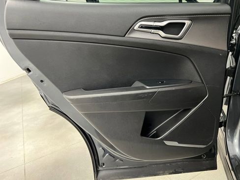 Used 2024 Kia Sportage LX image 15