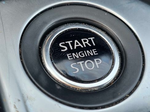 Used 2024 Nissan Sentra SV FWD image 22