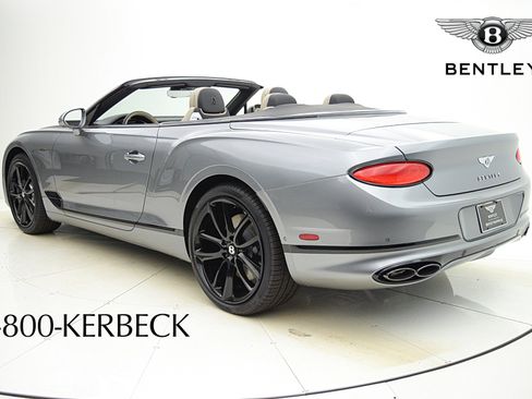 Used 2024 Bentley Continental GT image 8