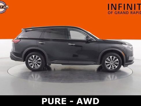 Used 2023 INFINITI QX60 Pure image 8