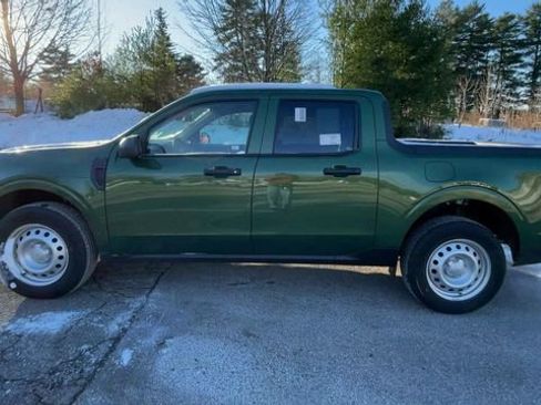 New 2025 Ford Maverick XL image 5