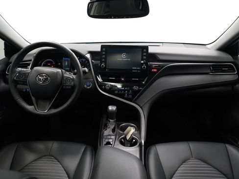 Used 2023 Toyota Camry SE w/ Audio Upgrade Package FWD image 12