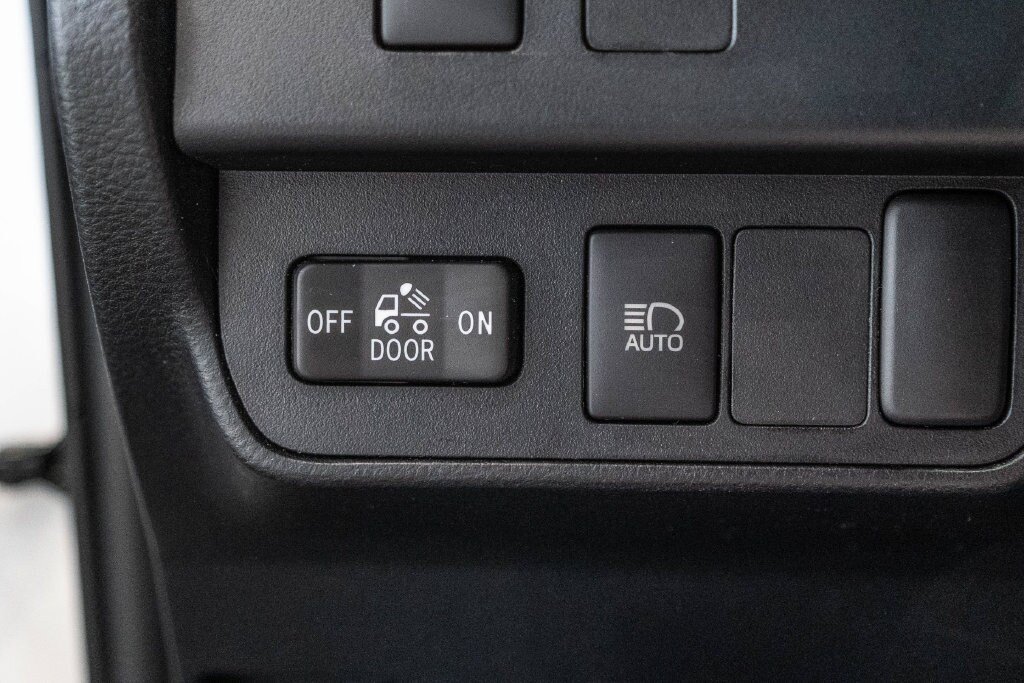 Used 2023 Toyota Tacoma SR AWD/4WD image 20
