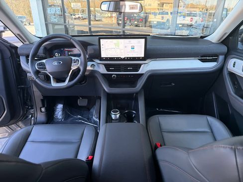 New 2026 Ford Explorer Active w/ Active Comfort Package image 21