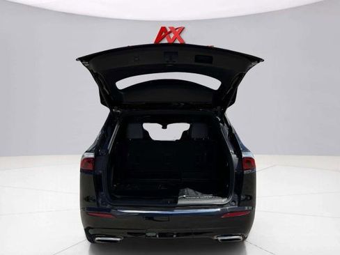 Used 2023 Buick Enclave Essence w/ Experience Buick Package FWD image 51