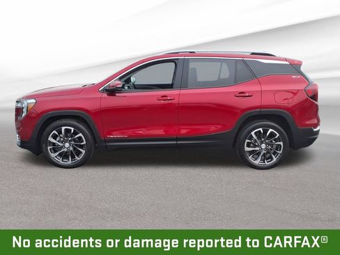 Certified 2023 GMC Terrain SLT w/ Tech Package FWD image 2
