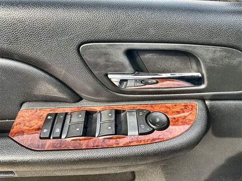 Used 2009 Chevrolet Tahoe LT image 22