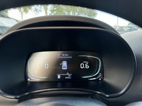 Used 2024 Kia Soul LX w/ Option Group 015 image 30