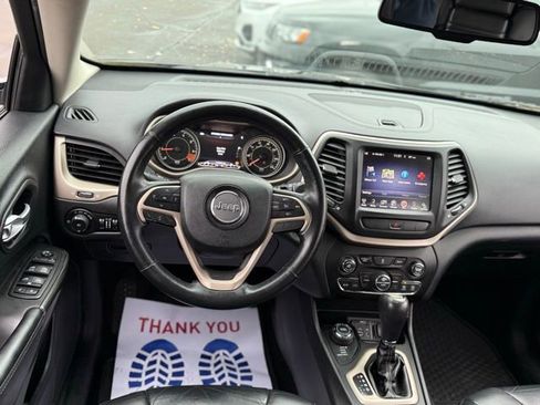 Used 2014 Jeep Cherokee Limited image 32