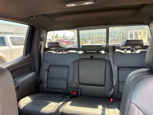 Used 2021 GMC Sierra 1500 Denali w/ Denali Ultimate Package AWD/4WD image 15