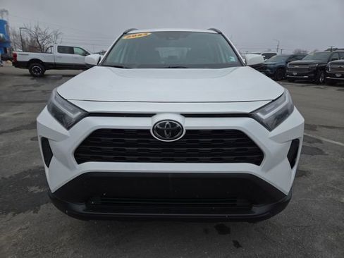 Used 2023 Toyota RAV4 XLE AWD/4WD image 2