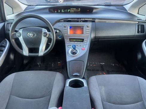 Used 2012 Toyota Prius Three image 25