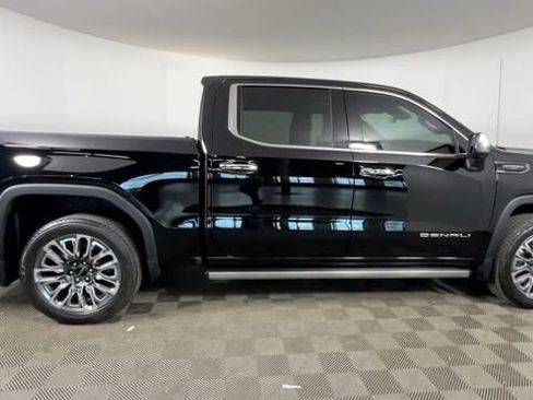 Used 2024 GMC Sierra 1500 Denali Ultimate AWD/4WD image 4