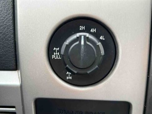 Used 2014 Ford F150 FX4 w/ Equipment Group 402A Luxury image 34