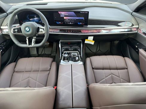 New 2026 BMW i7 xDrive60 image 14